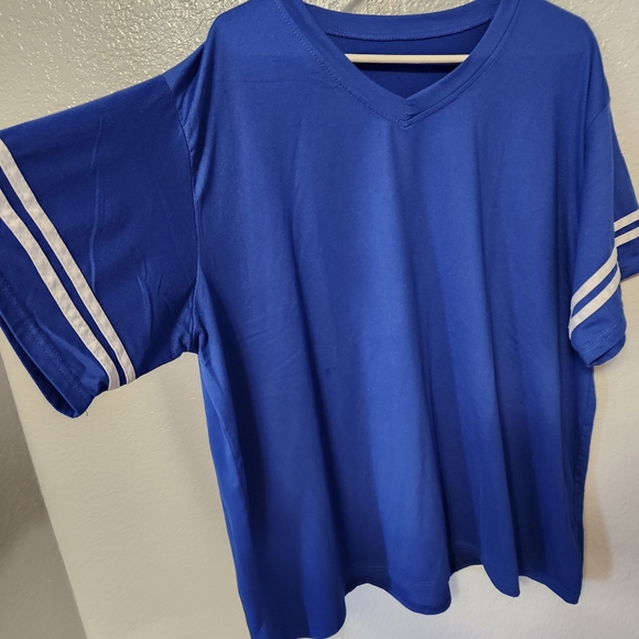 Blue Top - Picture 2 of 3